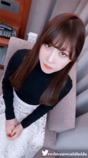 【国产馆】手机直播美女双秀互相舔奶子逼逼道具跳蛋自慰喜欢不要错过